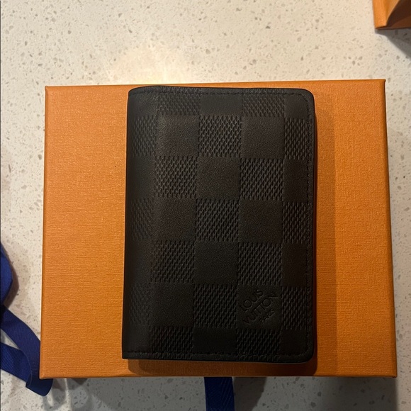 Louis Vuitton Black Damier Card Holder - Picture 1 of 5